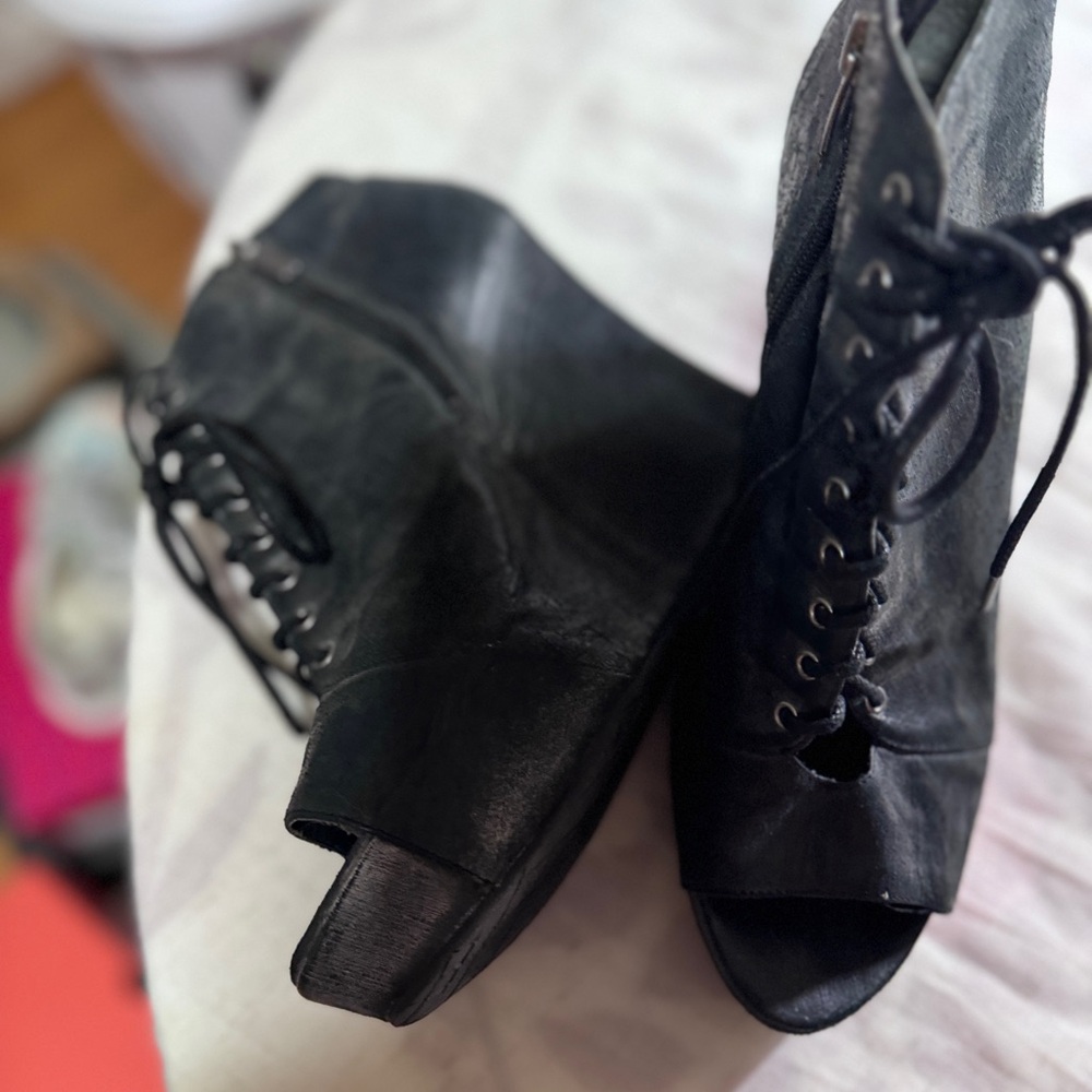 Enzo Angiolini toeless black platform boots. Size 10